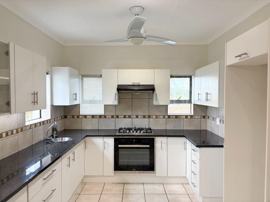 3 Bedroom Property for Sale in Stilbaai Wes Western Cape